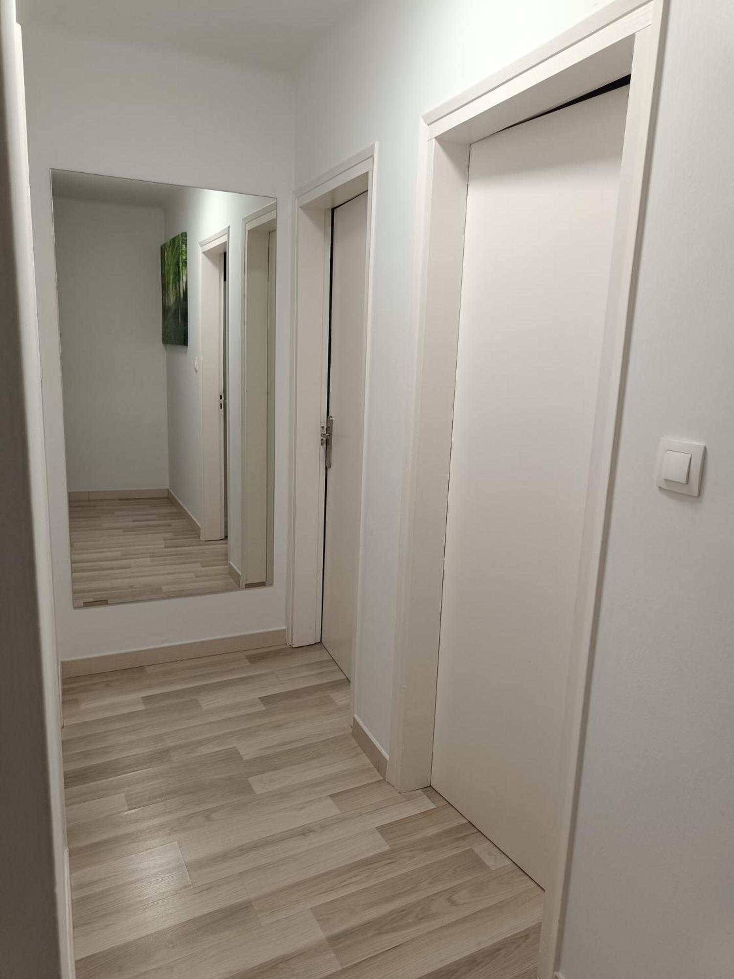 Apartamento Confort I ลาเซวดูร์เชย์ ภายนอก รูปภาพ